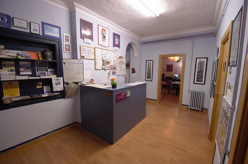Hostel Hemingway Памплона Экстерьер фото