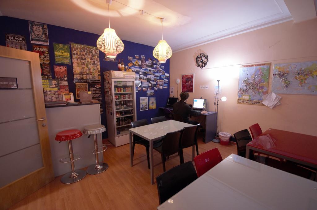 Hostel Hemingway Памплона Экстерьер фото
