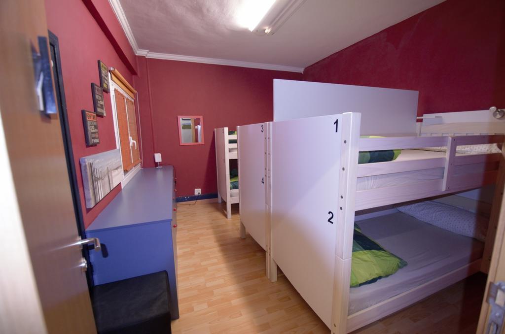 Hostel Hemingway Памплона Экстерьер фото