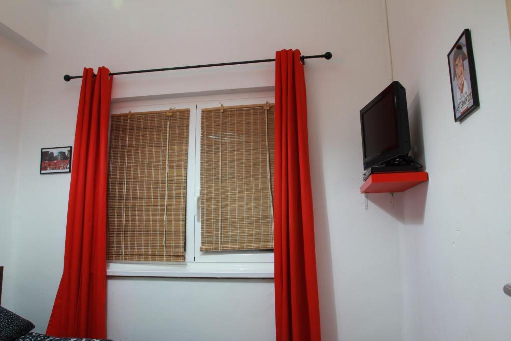 Hostel Hemingway Памплона Экстерьер фото
