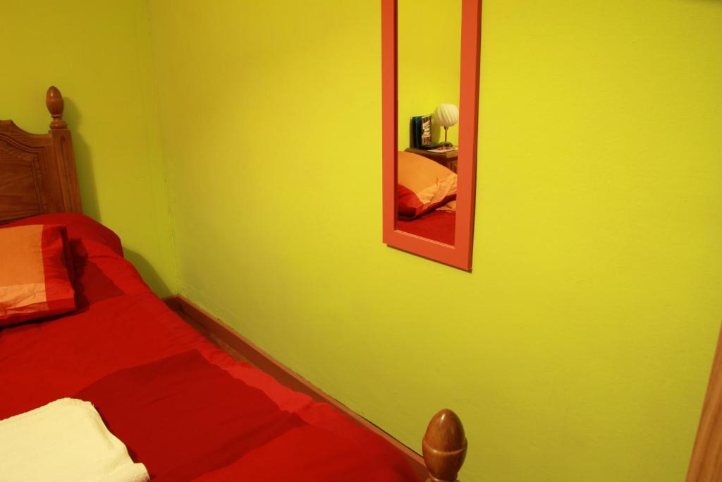 Hostel Hemingway Памплона Номер фото